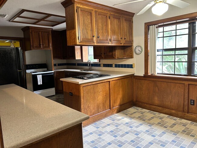 Photo - 2707 Teakwood Ct