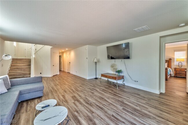 Photo - 5630 Aspen Heights Dr