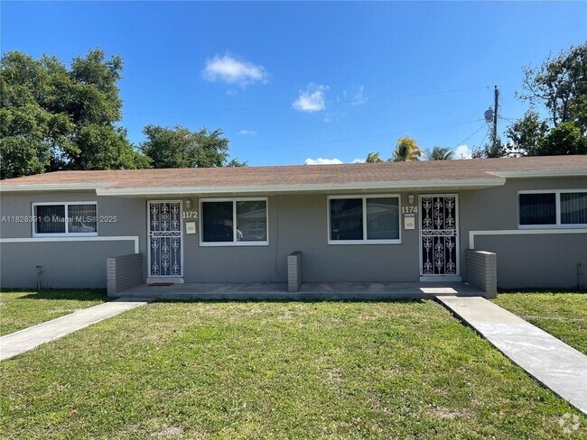 Building Photo - 1172 NW 100th Terrace Unit 1 Rental
