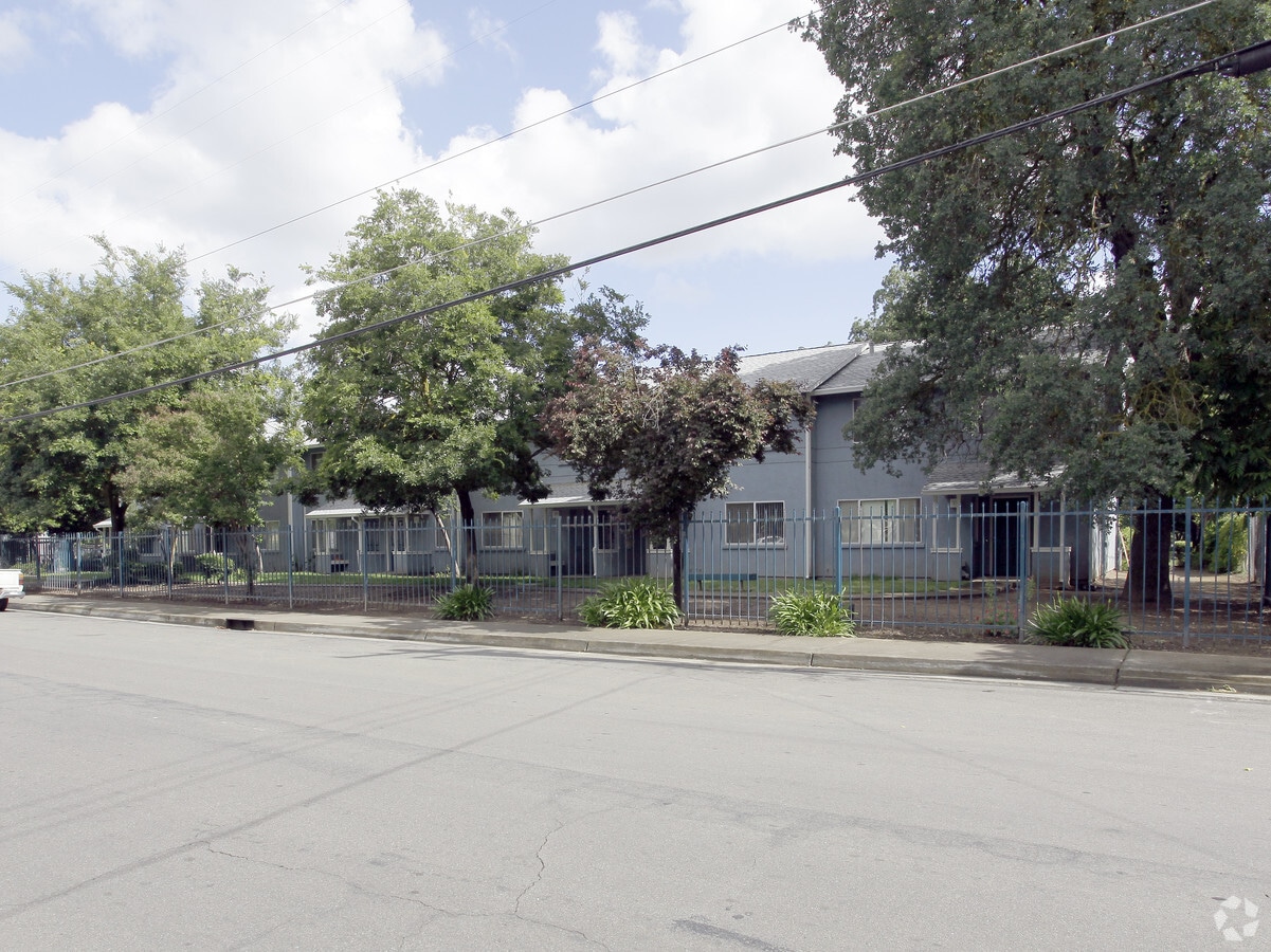 Photo - Village Park Apartments