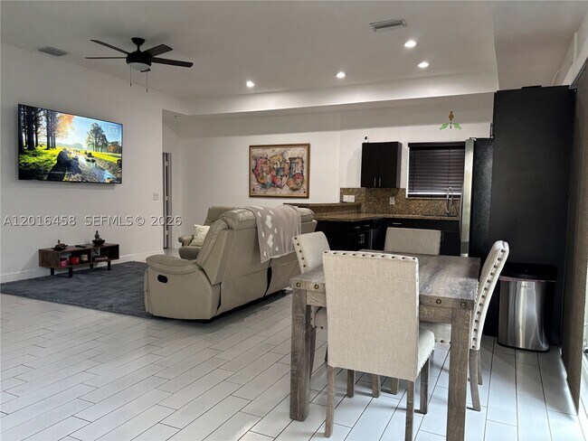 Photo - 1131 SW 86th Ave