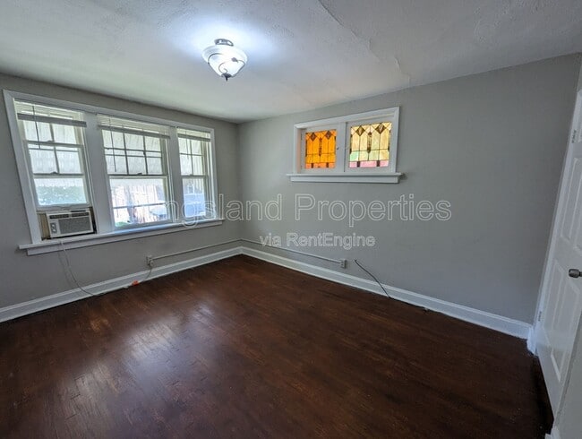 Building Photo - 4508 Pennsylvania Ave Unit 2n