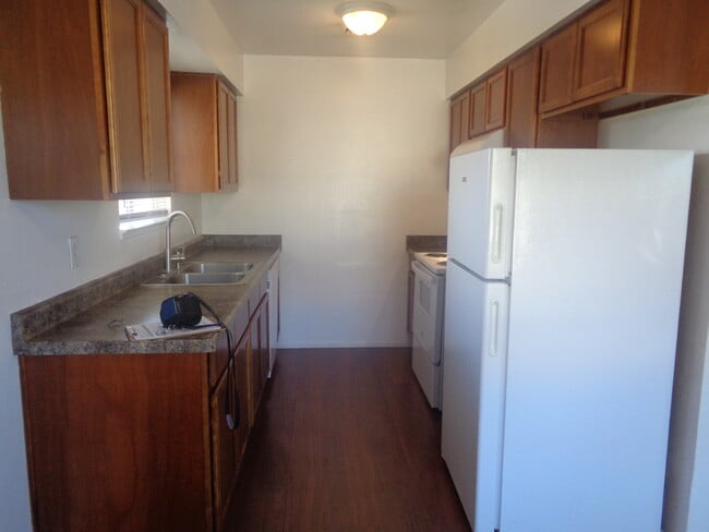 Photo - 1332 Hobart Dr Unit 4