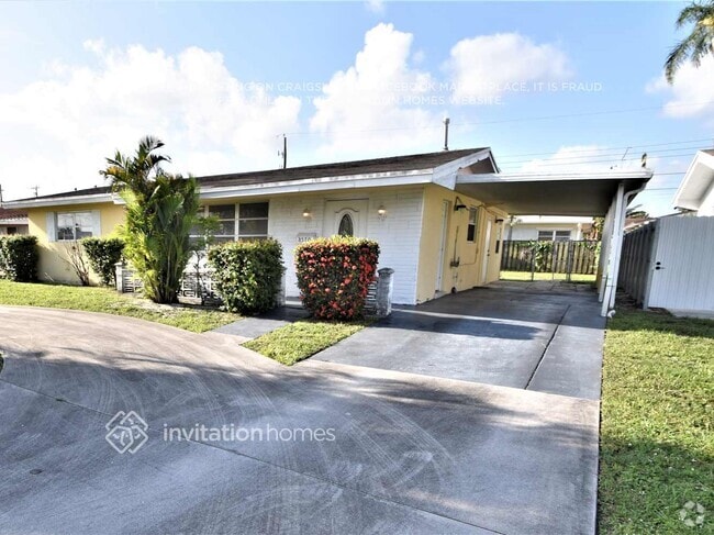 Building Photo - 8570 NW 11th Ct Rental