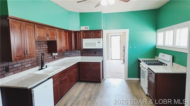 Photo - Charming 3 Bedroom Home in the Heart of Eldon!