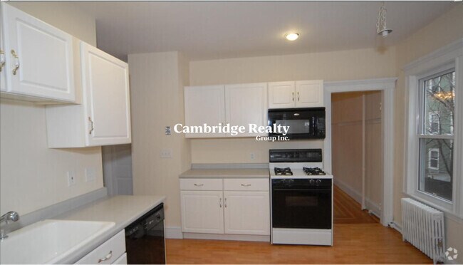 Building Photo - 21 Peabody St Unit T Rental