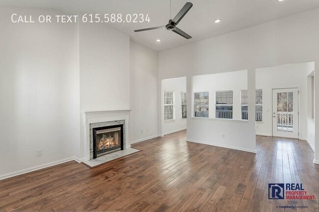 Photo - 505 Cloverleaf Ln