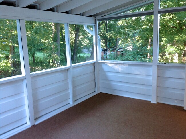 Photo - 1736 Main St Unit 1736-2