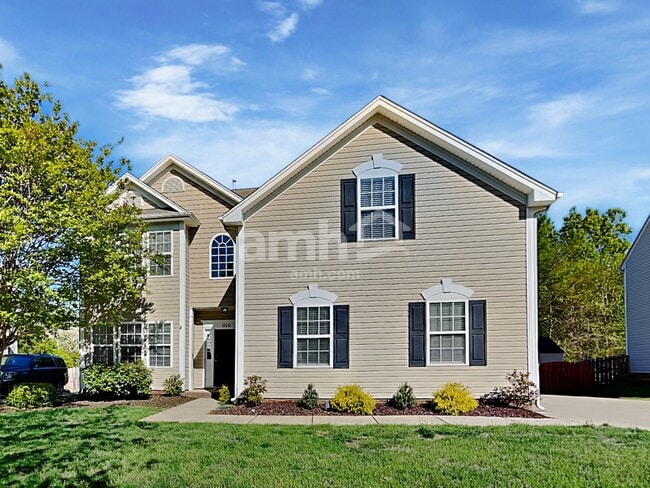 Building Photo - 12216 Palomar Dr