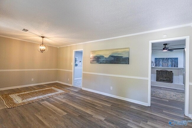 Photo - 1220 Kathy Ln SW