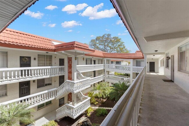 Photo - 1001 Pearce Dr Unit 302