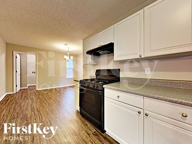 Photo - 10697 Tara Village Way