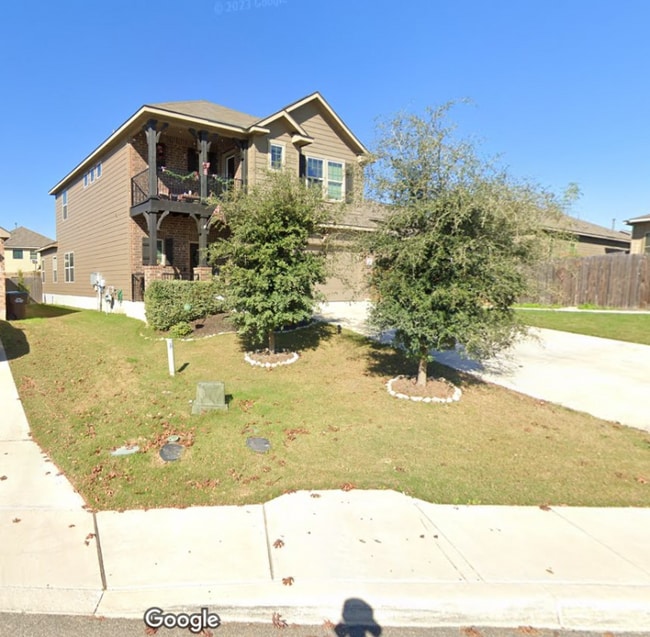 Photo - 1319 Wooden Fox