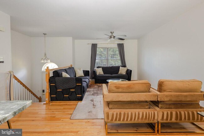 Photo - 103 Mummert Cir