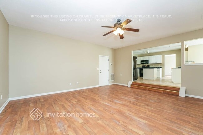 Photo - 489 Lakewater Estates Dr