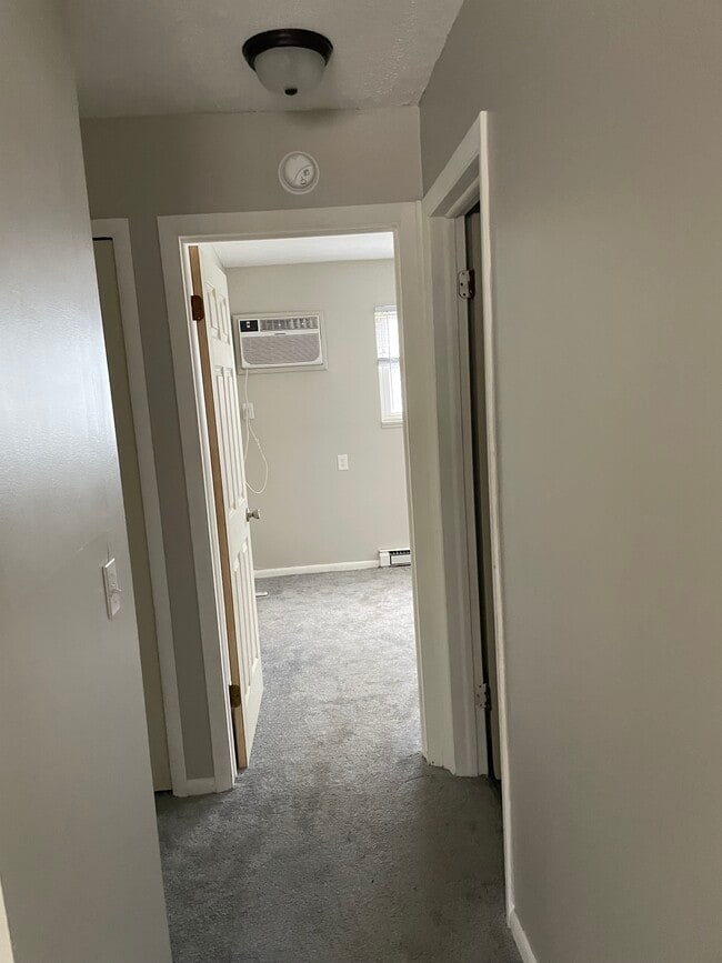 Photo - 1829 Miles Ave NW Unidad 12