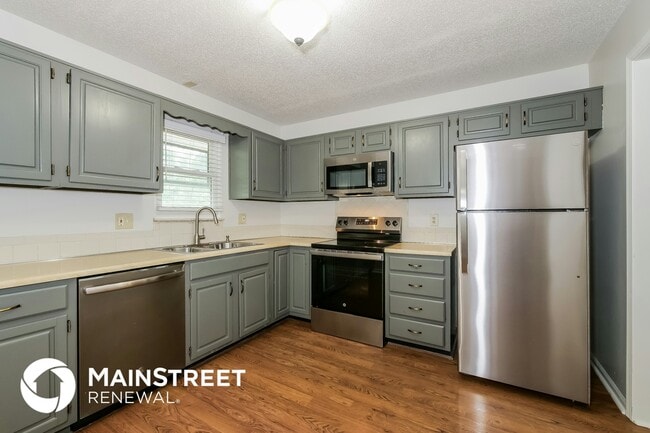 Photo - 509 NE Shiloh Cir