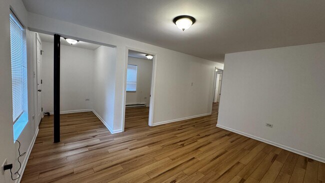 Photo - 915 N Monticello Ave