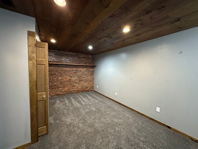 Photo - 414 Wilson St Unit 102