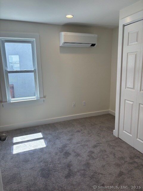 Photo - 70 Dyke Ln