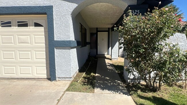 Photo - East Lancaster Home