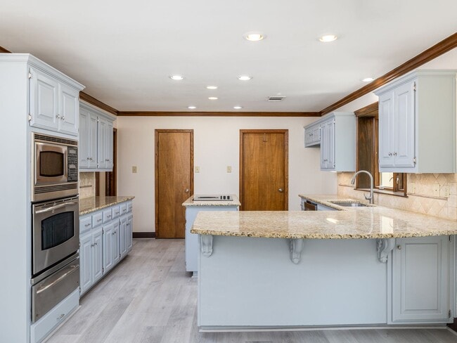 Photo - Park like Executive Home on Cul-de-sac / Northwest Balcones / 4 bedrooms, 3.5 baths, 3 car garage...