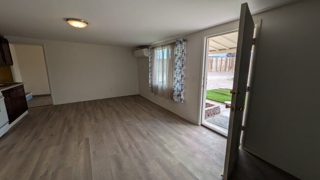 Photo - 2971 Swandale Ct