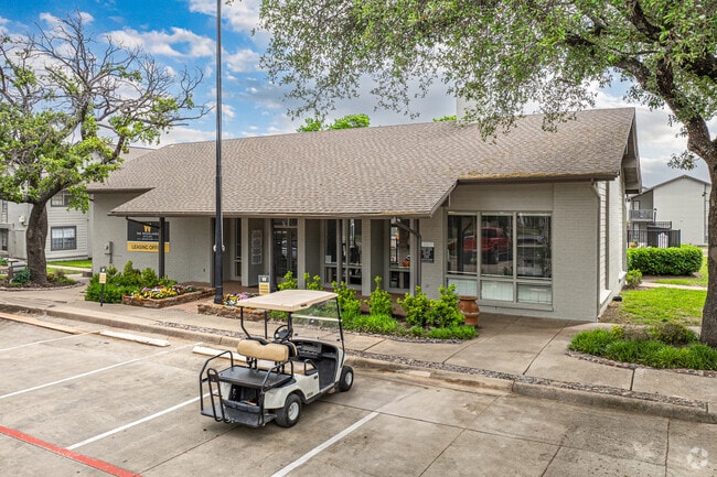 Photo - Woodlands of Plano