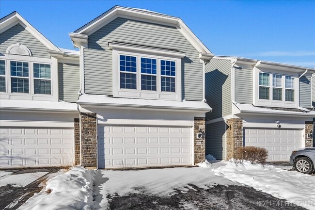 Building Photo - 643 Hawley Dr Unit 643