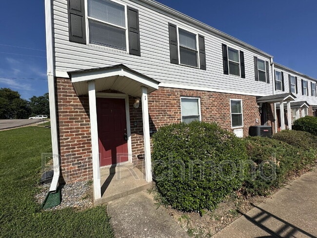Building Photo - 3514 E Richmond Rd Unit Apt 1