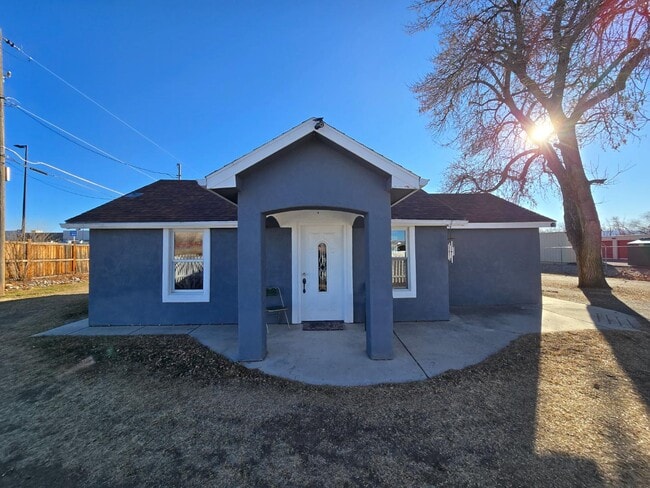 Building Photo - 3117-E 1/2 E 1/2 Rd Rental