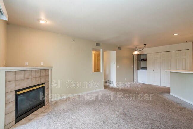 Photo - 33 S Boulder Cir Unit 209