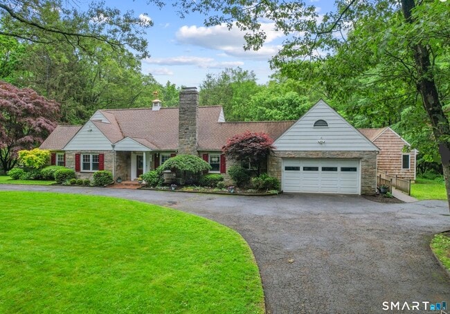 Photo - 190 E Rocks Rd