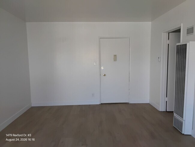 238 3/4 Rexford Dr Unit 3