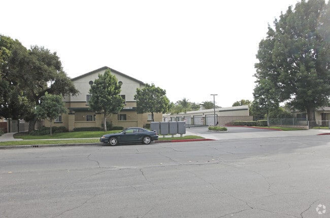 Photo - Park Grand Apartments