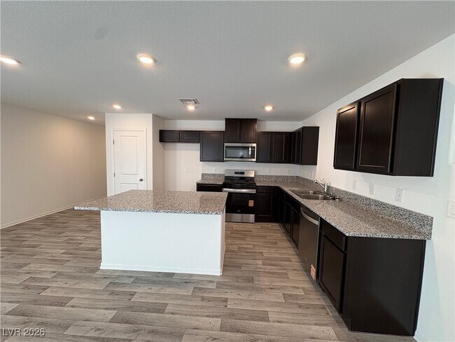 Photo - 5943 Swift Lariat St