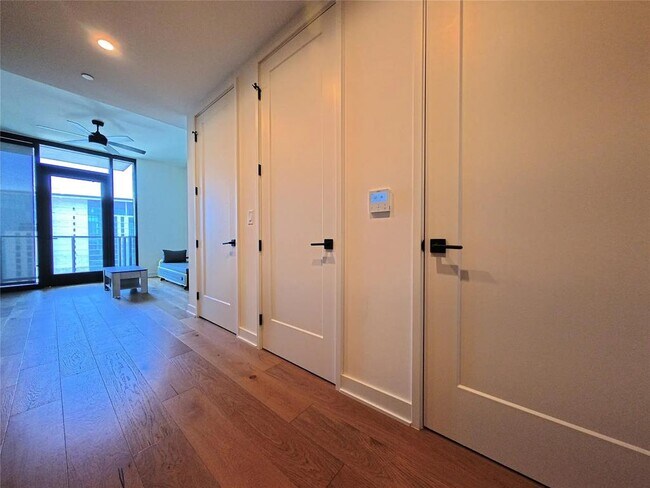 Photo - 84 East Ave Unit 3808