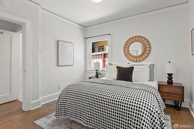 Building Photo - "Charming 1-Bedroom Oasis in Oakland with ... Rental