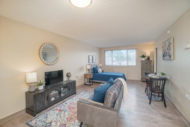 Photo - Temple Heights Manor+55 community