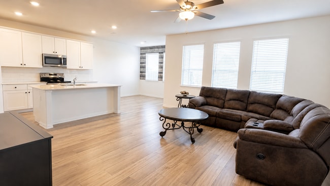 Photo - 5119 Penrose Dr