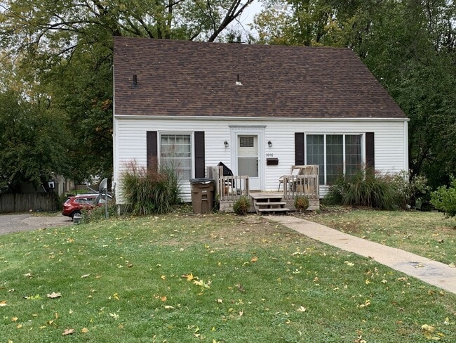 Building Photo - 1014 66th St