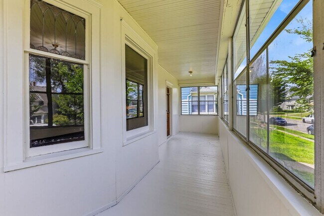 Photo - 884 Iglehart Ave