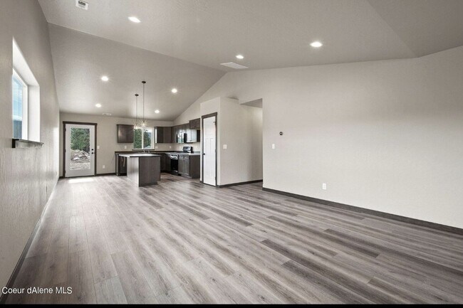 Photo - Home in Spirit Lake!