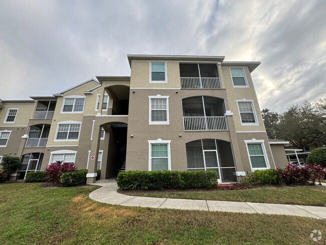 Building Photo - Available NOW! Cozy 3 Bedroom/2 Bath Unit ... Rental