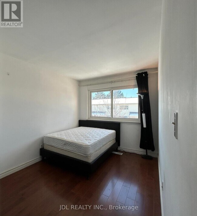 Photo - 2451 Bridletowne Cir