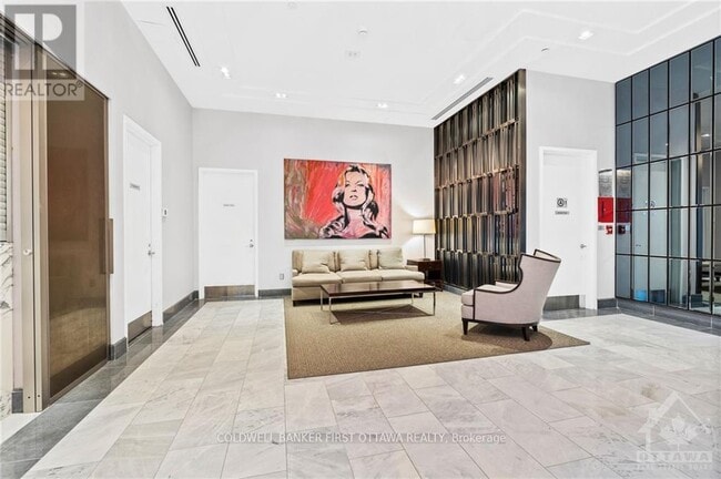 Photo - 300 Lisgar St Unit 907