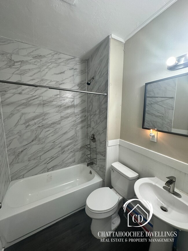 Photo - 1220 21st St