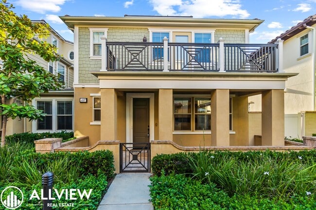 Photo - Highly Upgraded 4 Bed, 4.5 Bath Condo Available in Pacific Shores!