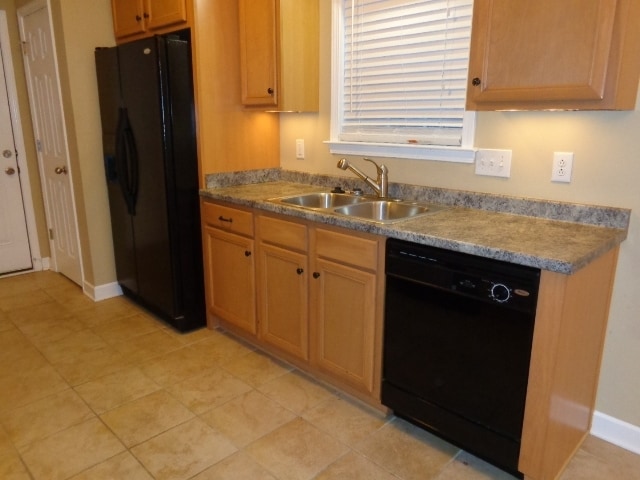 Photo - 5409 Sabin Ct