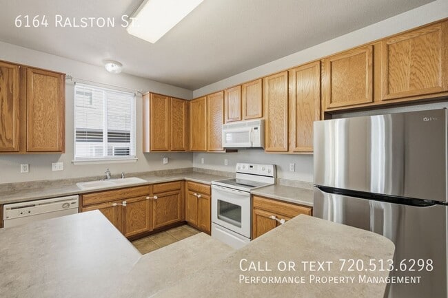 Photo - 6164 Ralston St